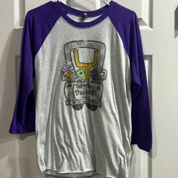 Grey purple 3/4 sleeve game day shirt - Picture 1 of 3